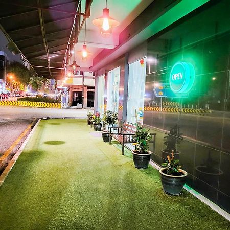 Lovita Hotel 关丹 外观 照片