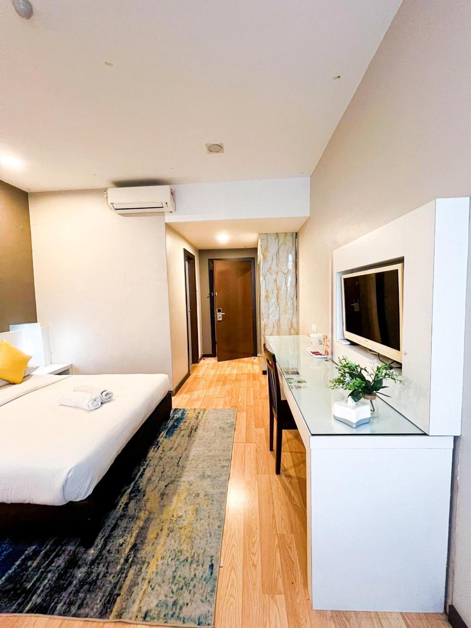 Lovita Hotel 关丹 外观 照片