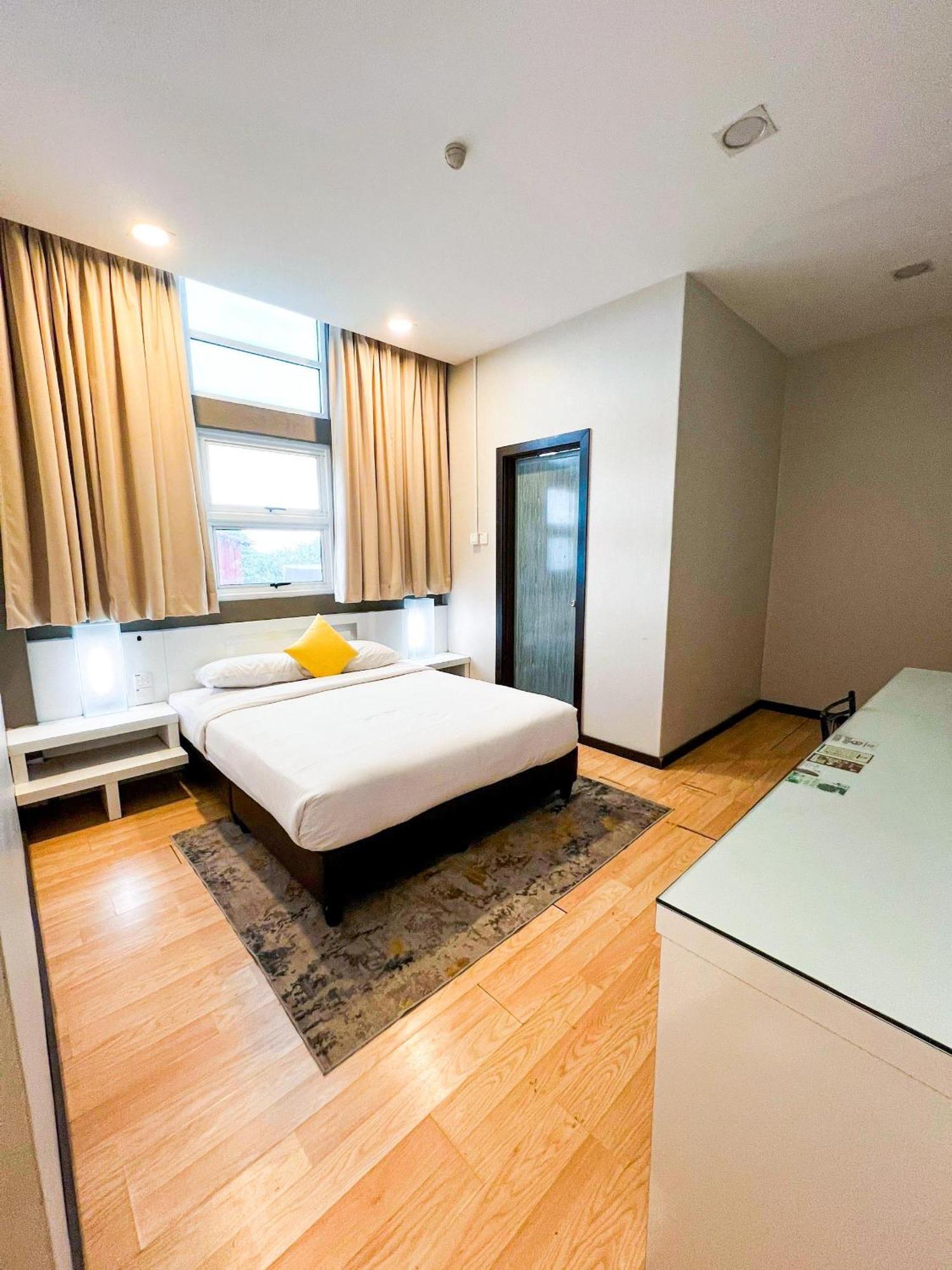 Lovita Hotel 关丹 外观 照片